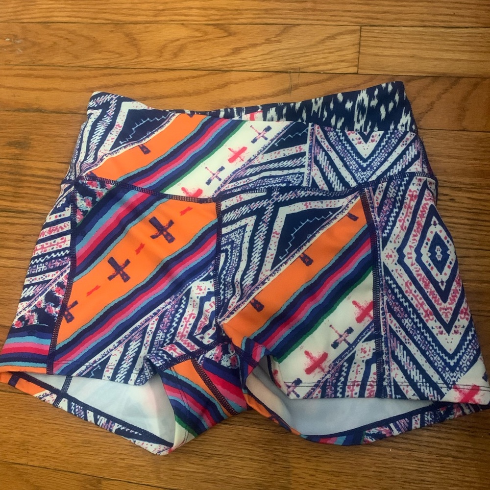 New without tags Free People Active wear. Worn 1 time.